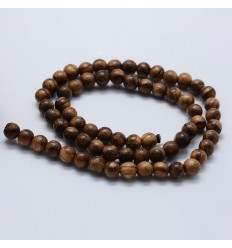 Chapelet de perles en bois de santal 6mm