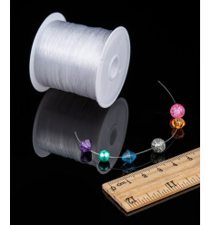 Bobine de fil de nylon transparent