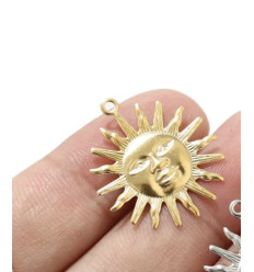 Pendentif soleil