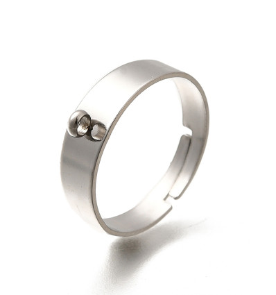 Bague fine avec anneau soudé