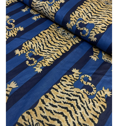 Tissu Sakura on blue by Kokka