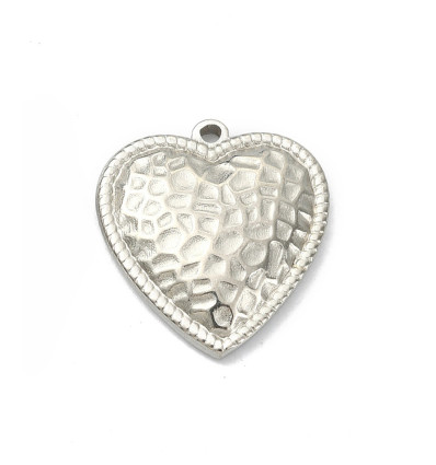 Pendentif gros coeur martelé