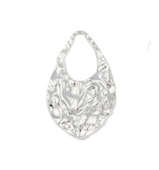 Pendentif goutte plate martelée