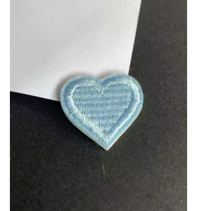 Ecusson brodé petit coeur