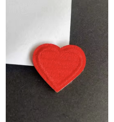 Ecusson brodé petit coeur