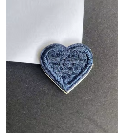 Ecusson brodé petit coeur