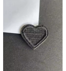 Ecusson "coeur brodé"