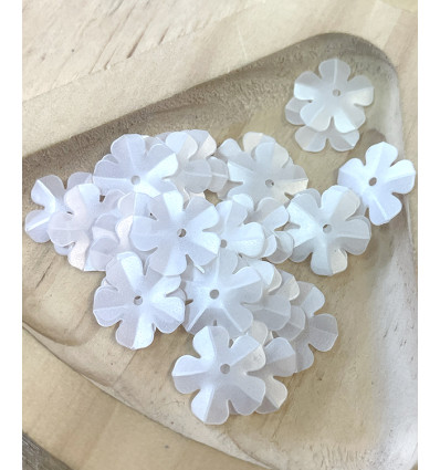 Sequins fleurs 14mm