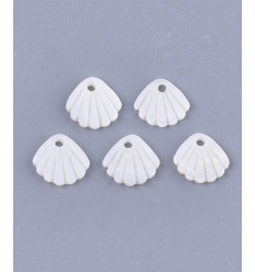 Pendentif petit coquillage en nacre