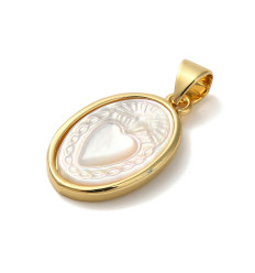 Pendentif ovale coeur gravé en nacre