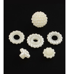 Lot de perles petits fleurs margueritte en acrylique (20pcs)