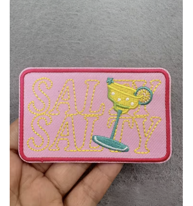 Ecusson patch rectangle "Faith can more mountaine"