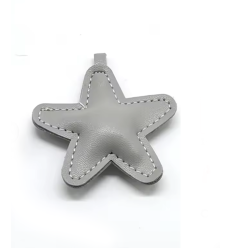 Pendentif étoile en skai