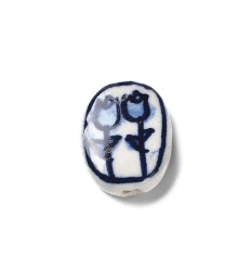 Perle ovale en porcelaine - fleurs bleus