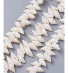 Chapelet coquillages spirales blanc