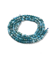 2x2mm - apatite - Chapelet pierre cube