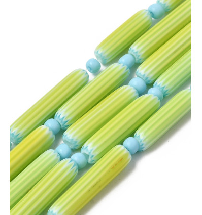 30x4,5mm - tube de verre teinté lisse en chapelet