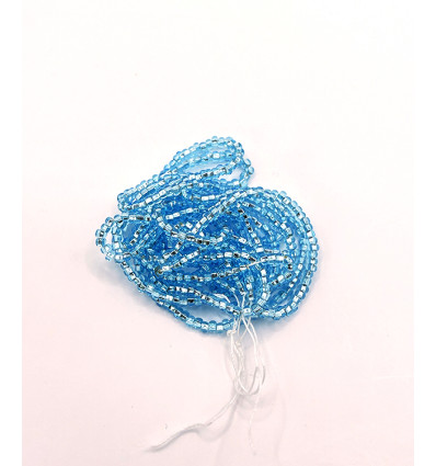 Rocaille diamantée bleu ciel sur argent 10/o sur fil