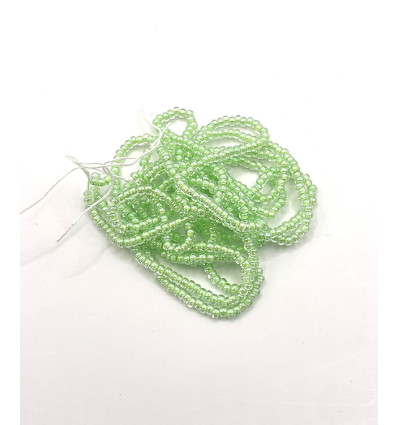 Rocaille diamantée tosca vert pâle 10/o sur fil