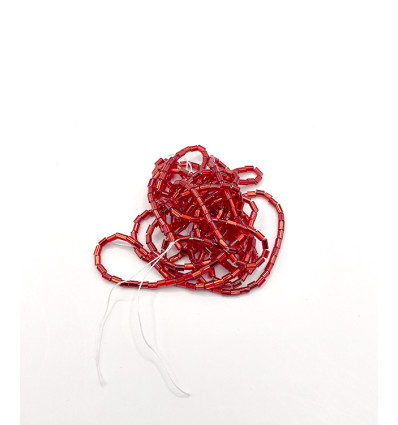Rocaille tube facette trou carré rouge sur argent sur fil